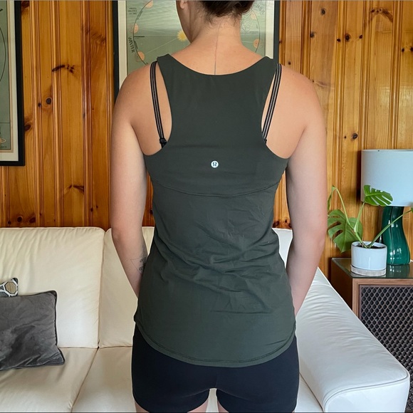 Lululemon Tank - Picture 4 of 5